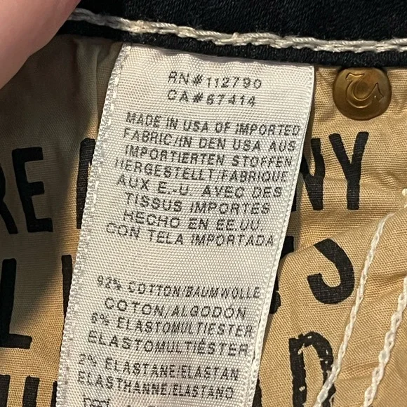 True Religion Blue Jeans with Signature Horsehoes Stitching - Picture 7 of 12